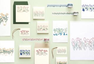 【新製品】お花畑を小さな動物たちが探検する絵柄がかわいい文具シリーズ