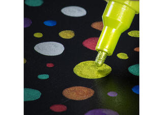 【新製品】アルミニウムフレーク入りでメタリックな質感を表現できるマーカー