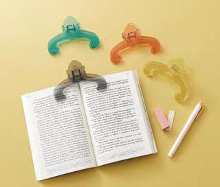 【新製品】本を見やすい角度でキープするブッククリップ