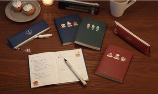 【新製品】甘くてかわいいアートを楽しめる文庫本サイズの日記帳